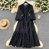 High-End Fashion Dress Women 2025 Spring New French Waist Display Thin Hollow Hook Lace Leaves Side Dress