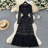 French Small Fragrant Style High-Level Sense V-Neck Metal Buckle Waist Knitted Dress Women Autumn Body Fork Long Dress