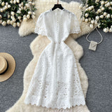 High-End Squeer Hook Lace Dress Female French Waist Thin Temperament Short-Sleeved Long Dress 2025 Summer