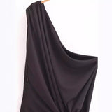2025 Autumn New Women's Decoration Body Black Asymmetric Design Temperament Long Dress