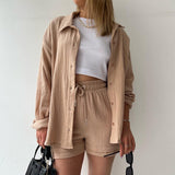 2025 Women's Wrinkle Collar Long-Sleeved Shirt High-Waisted Rope Shorts Fashion Casual Two-Piece Set