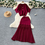 Light-Cooked Two-Piece Skirt 2025 Summer High-End Short-Sleeved Knitted Top High-Waisted Splicing 100-Folded Skirt