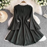 Hepburn High-End Knitted Dress Women Autumn And Winter Royal Sister Temperament Dating Short Skirt French Waist Sweater Skirt