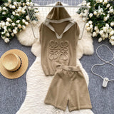 European Fashion Set Women's Summer Design Three-Dimensional Relief Hooded Sleeveless Knitted Tops High Waist Broad Leg Shorts